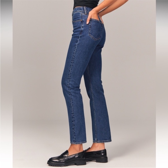 Abercrombie & Fitch Ultra High Rise Ankle Straight Blue Jeans 34/18 - Picture 3 of 9